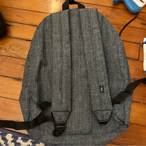 Vans Realm Classic Backpack Gray Heathered Laptop Sleeve - Picture 3 of 8